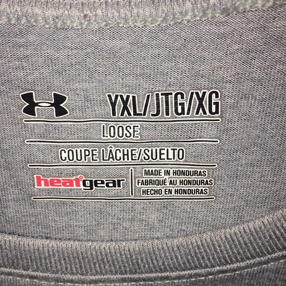 Under armor T-shirt - Picture 3 of 3